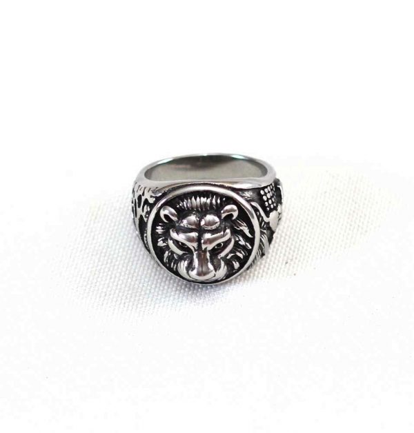 Silver Lion Head Insignia Ring - Image 2