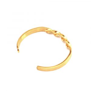 Gold Half Twist Bracelet