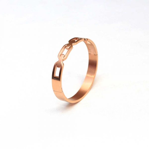 4k Rose Gold Chain Bracelet - Image 4