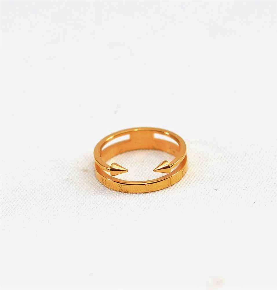 Gold Double Band Hera Ring Engraved With Roman Numerals