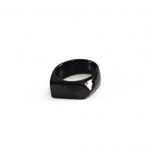 Black Plank Ring